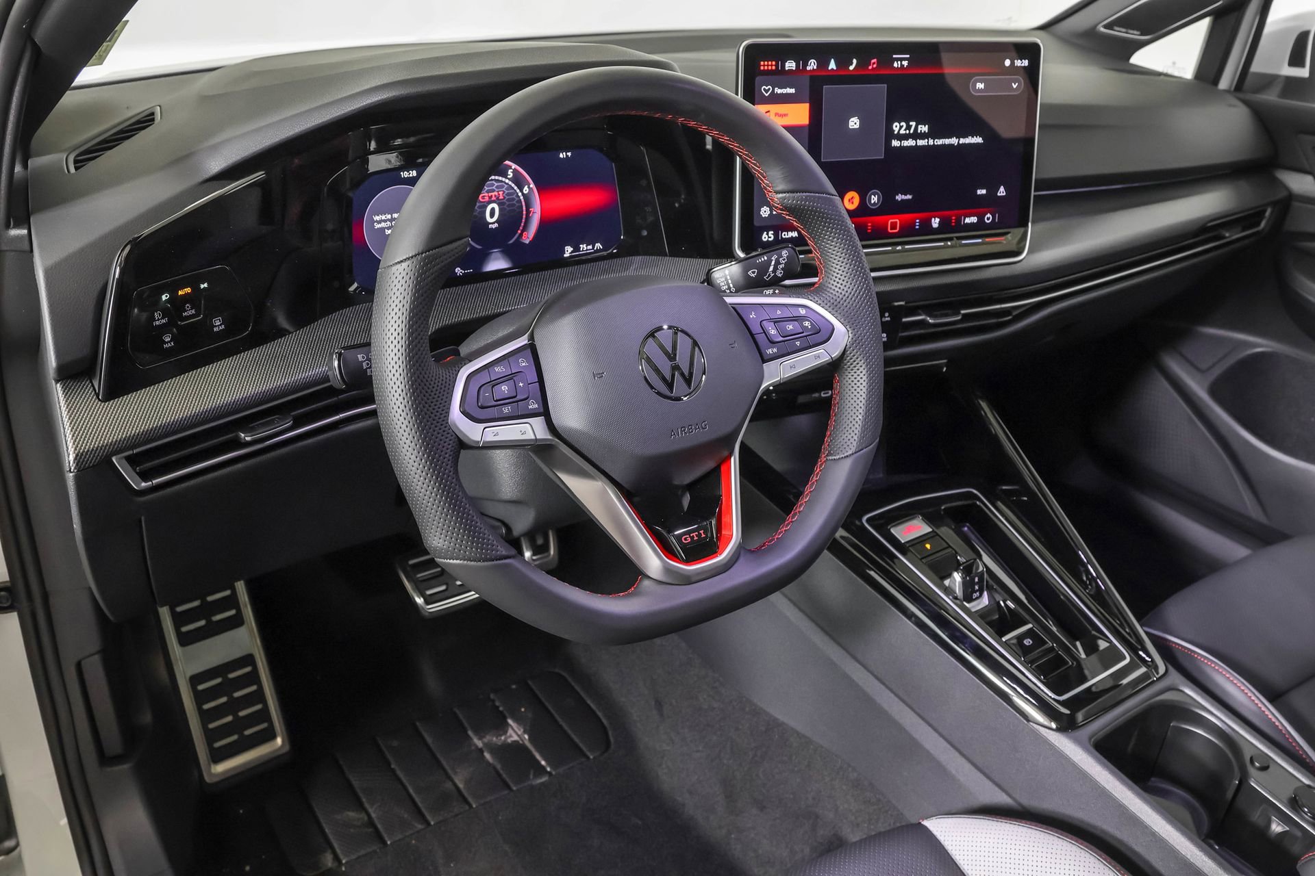 New 2026 Volkswagen GTI SE image 3