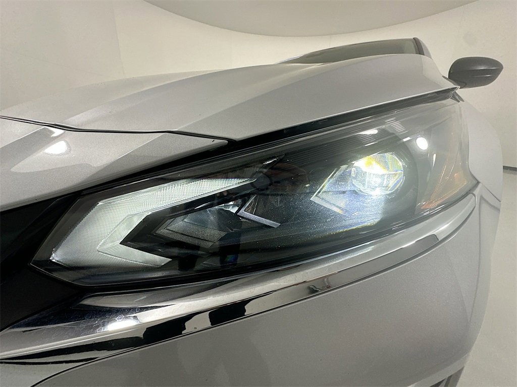 Used 2024 Nissan Altima 2.5 SV image 9