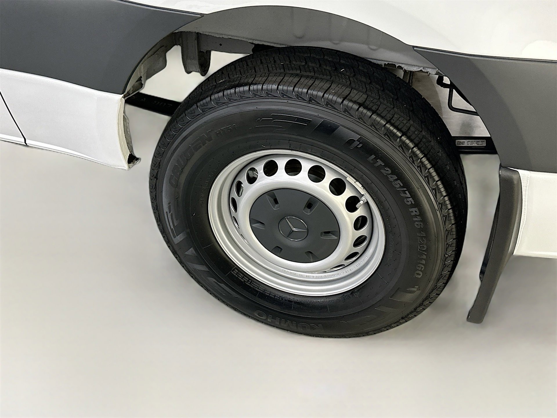 Certified 2025 Mercedes-Benz Sprinter 2500 image 29