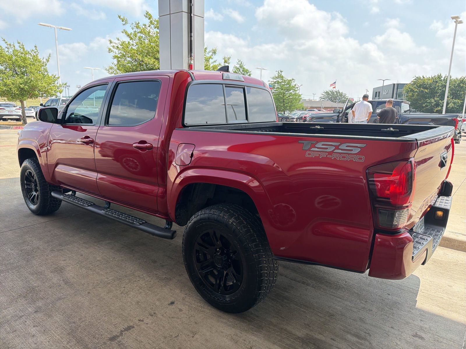 Used 2021 Toyota Tacoma SR w/ SR Convenience Package RWD image 12