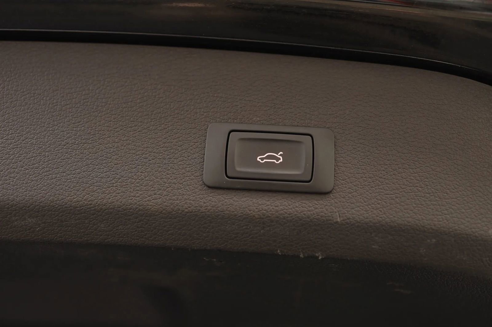 Used 2015 Audi Q7 3.0T S line Prestige image 42