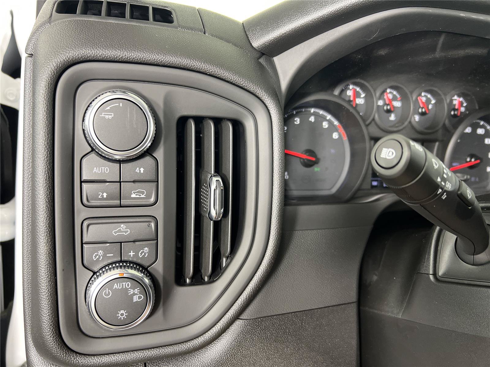 New 2026 GMC Sierra 1500 Pro w/ Convenience Package AWD/4WD image 26