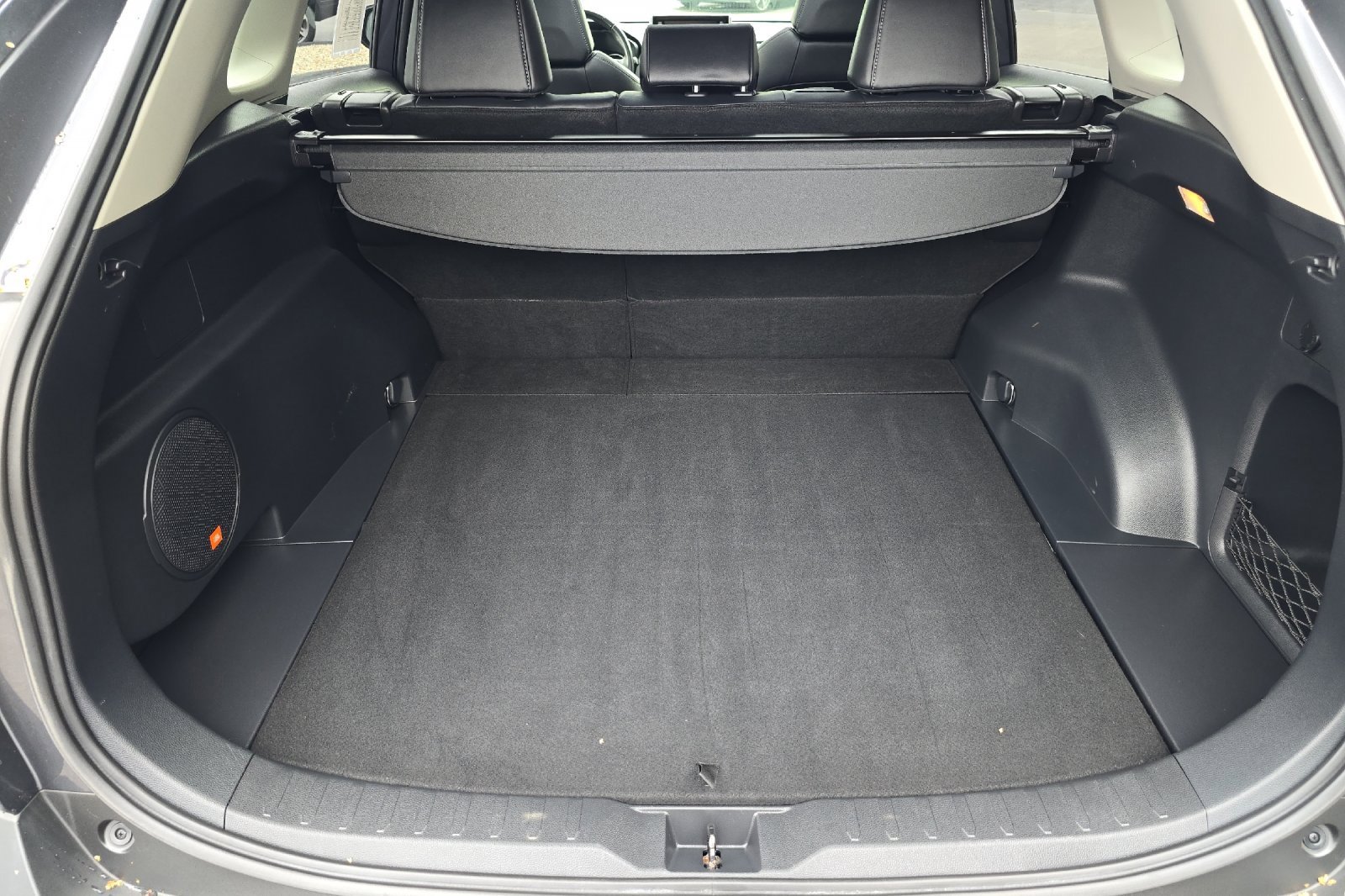 Used 2019 Toyota RAV4 Limited image 14