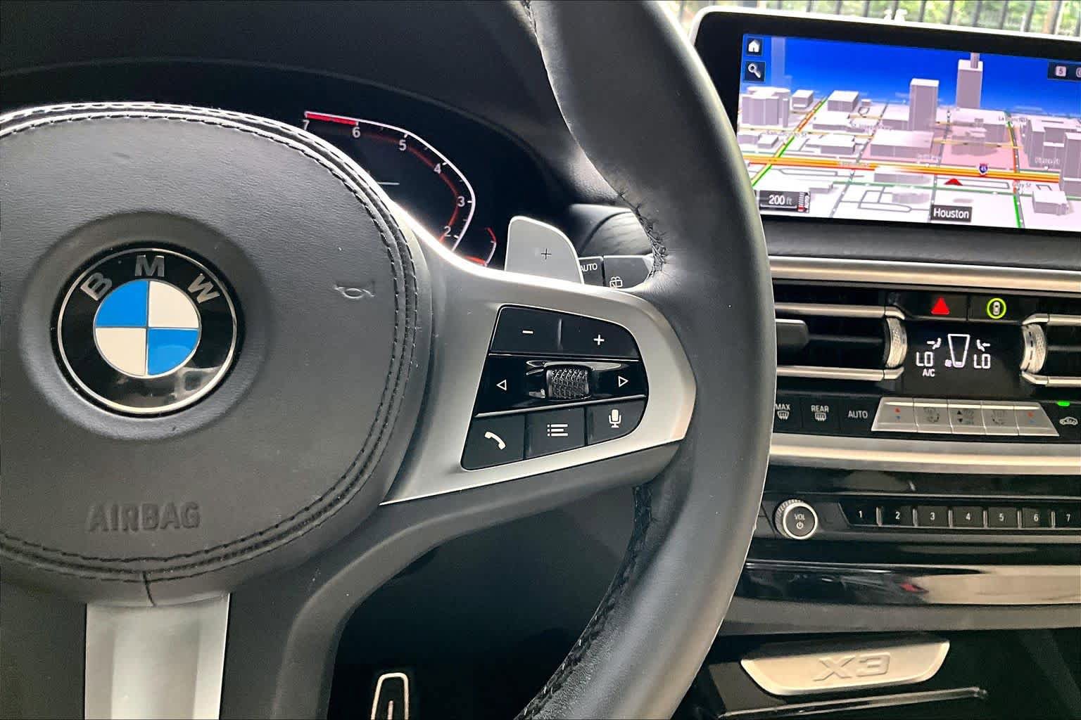 Used 2024 BMW X3 sDrive30i w/ M Sport Package RWD image 24
