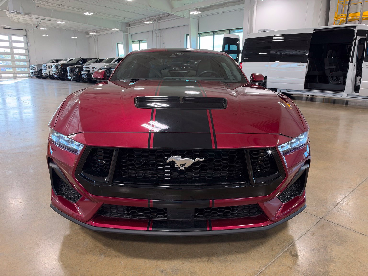Used 2025 Ford Mustang GT Premium RWD image 2