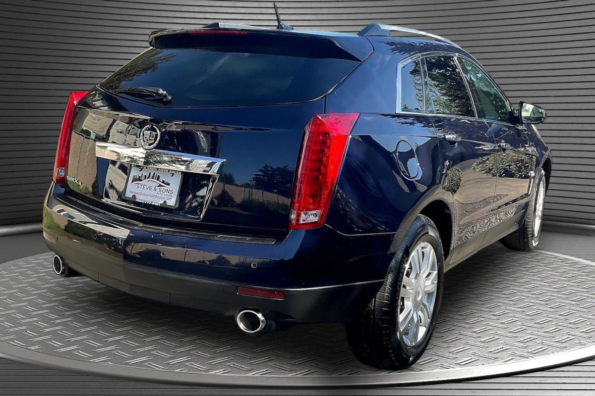 Used 2011 Cadillac SRX Luxury AWD/4WD image 6