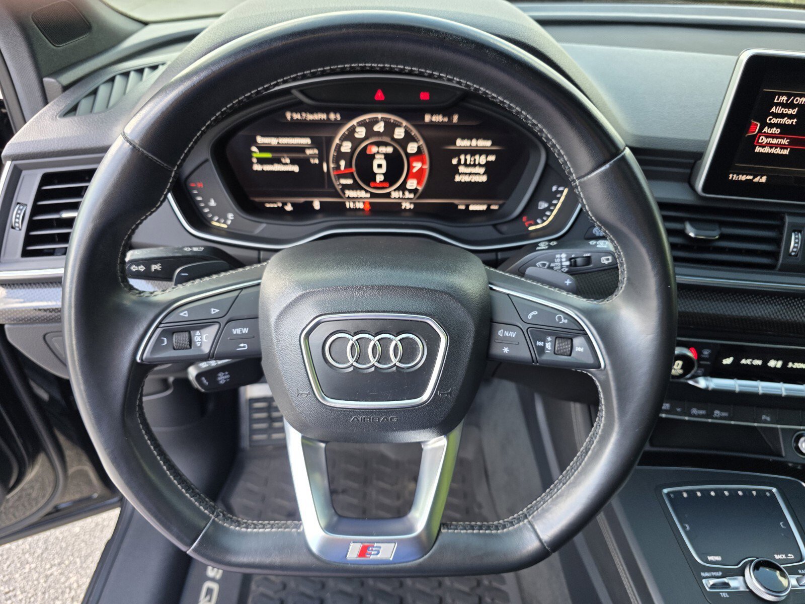 Used 2018 Audi SQ5 Prestige w/ Prestige Package image 18