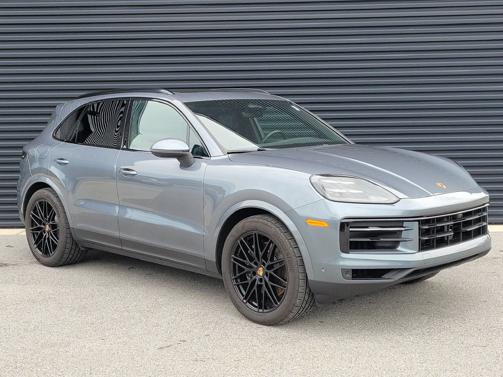 Certified 2026 Porsche Cayenne AWD/4WD image 9