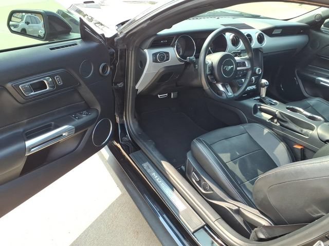 Used 2017 Ford Mustang GT Premium RWD image 12