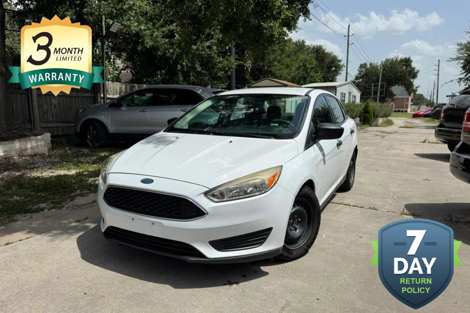 Used 2018 Ford Focus S FWD image 1
