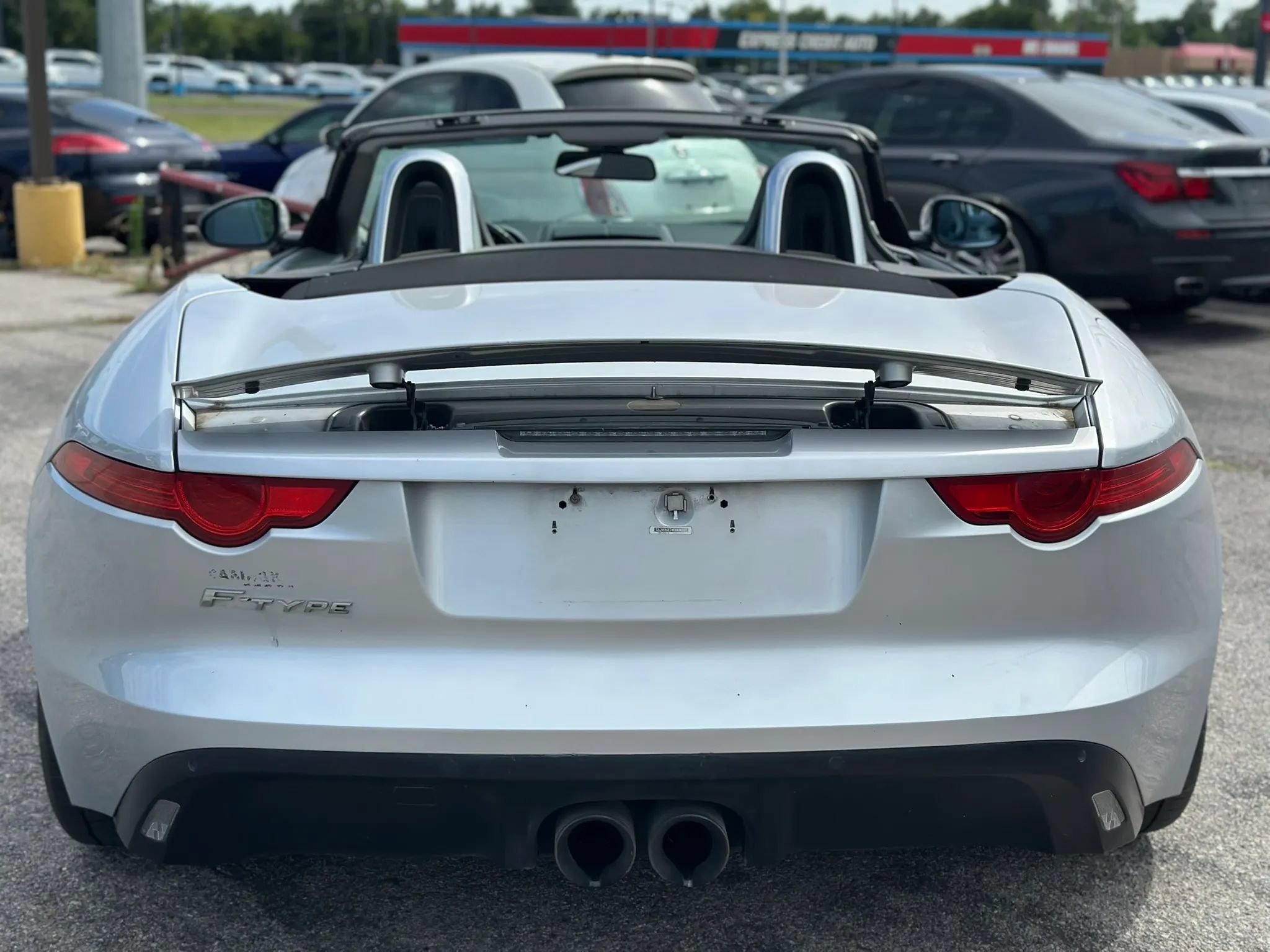 Used 2014 Jaguar F-TYPE Convertible RWD image 12