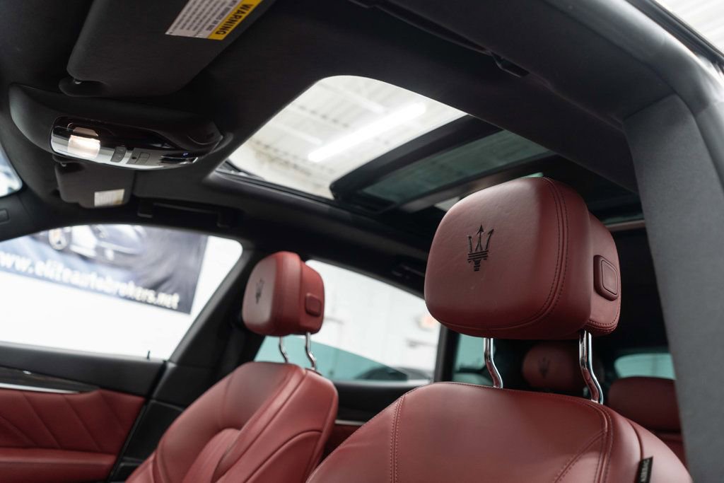 Used 2022 Maserati Levante GT AWD/4WD image 11