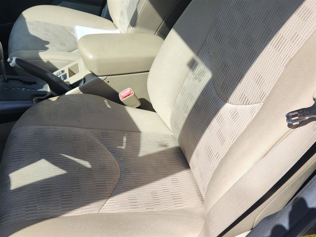 Used 2012 Toyota RAV4 4WD w/ Value Pkg image 9