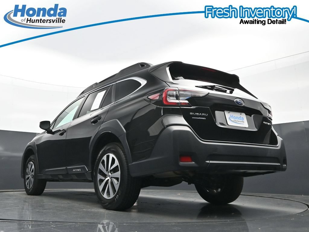 Used 2024 Subaru Outback Premium AWD/4WD image 32