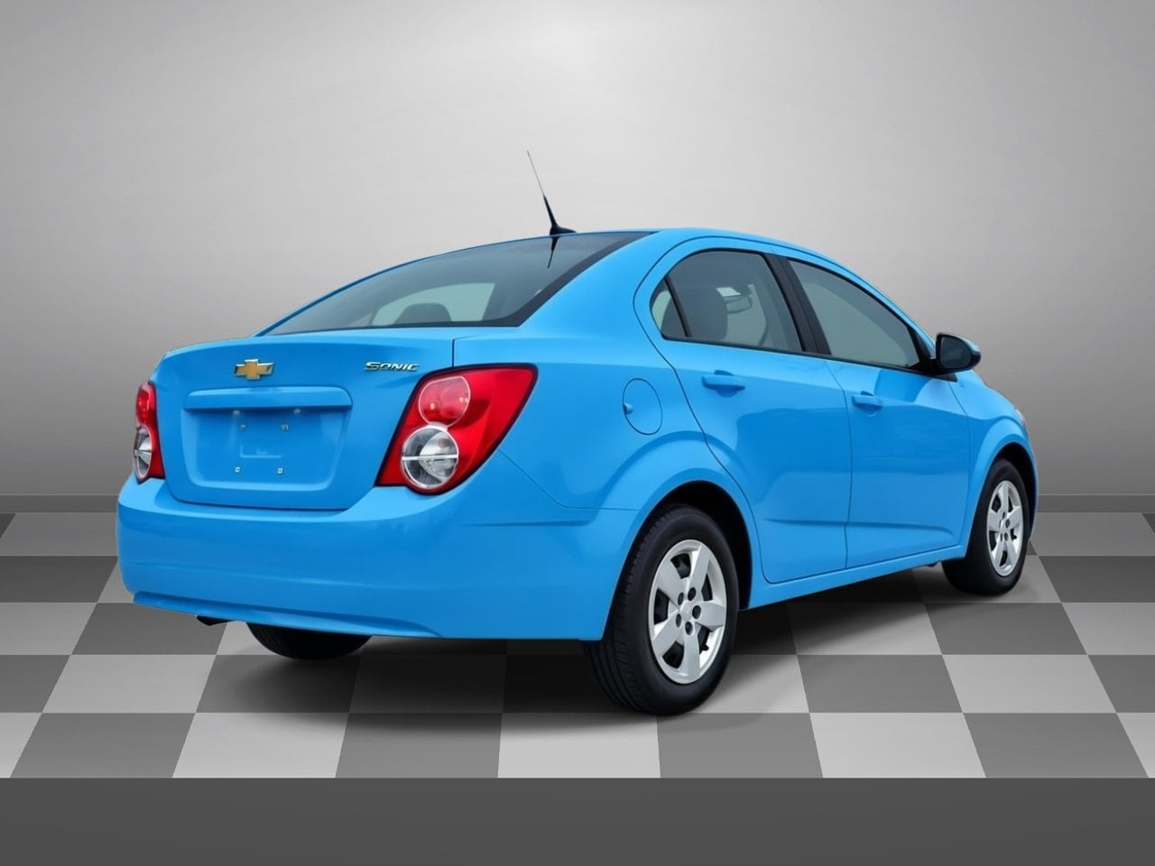 Certified 2014 Chevrolet Sonic LS FWD image 6
