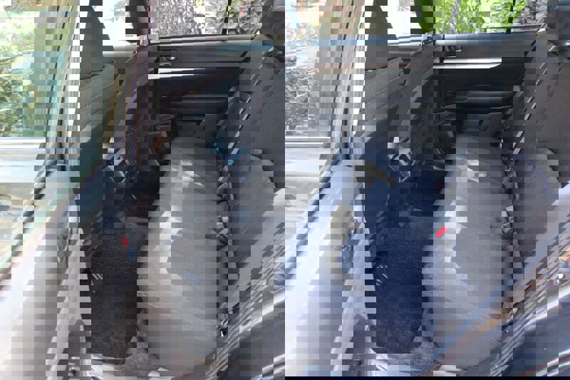 Used 2011 Subaru Legacy 2.5i Premium w/ All-Weather Pkg AWD/4WD image 14