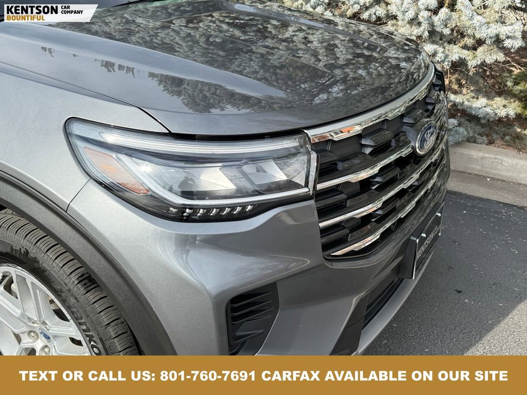 Used 2025 Ford Explorer Active image 14