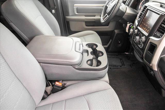 Used 2017 RAM 1500 Classic SLT image 25
