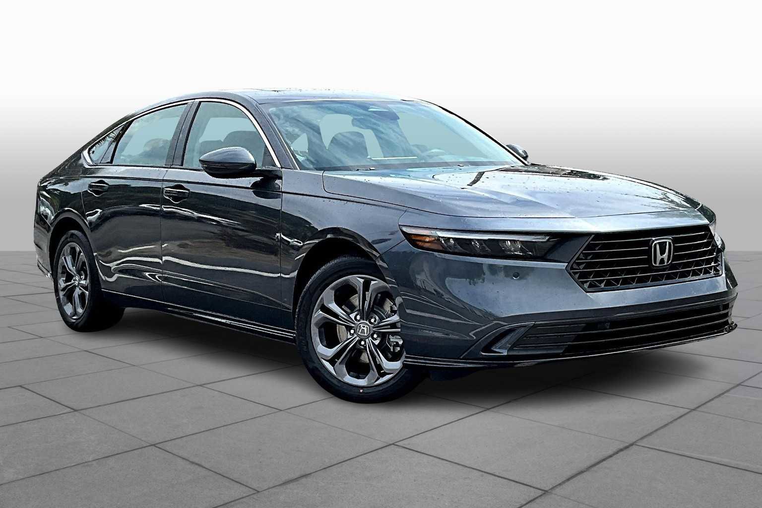 New 2025 Honda Accord EX-L image 2