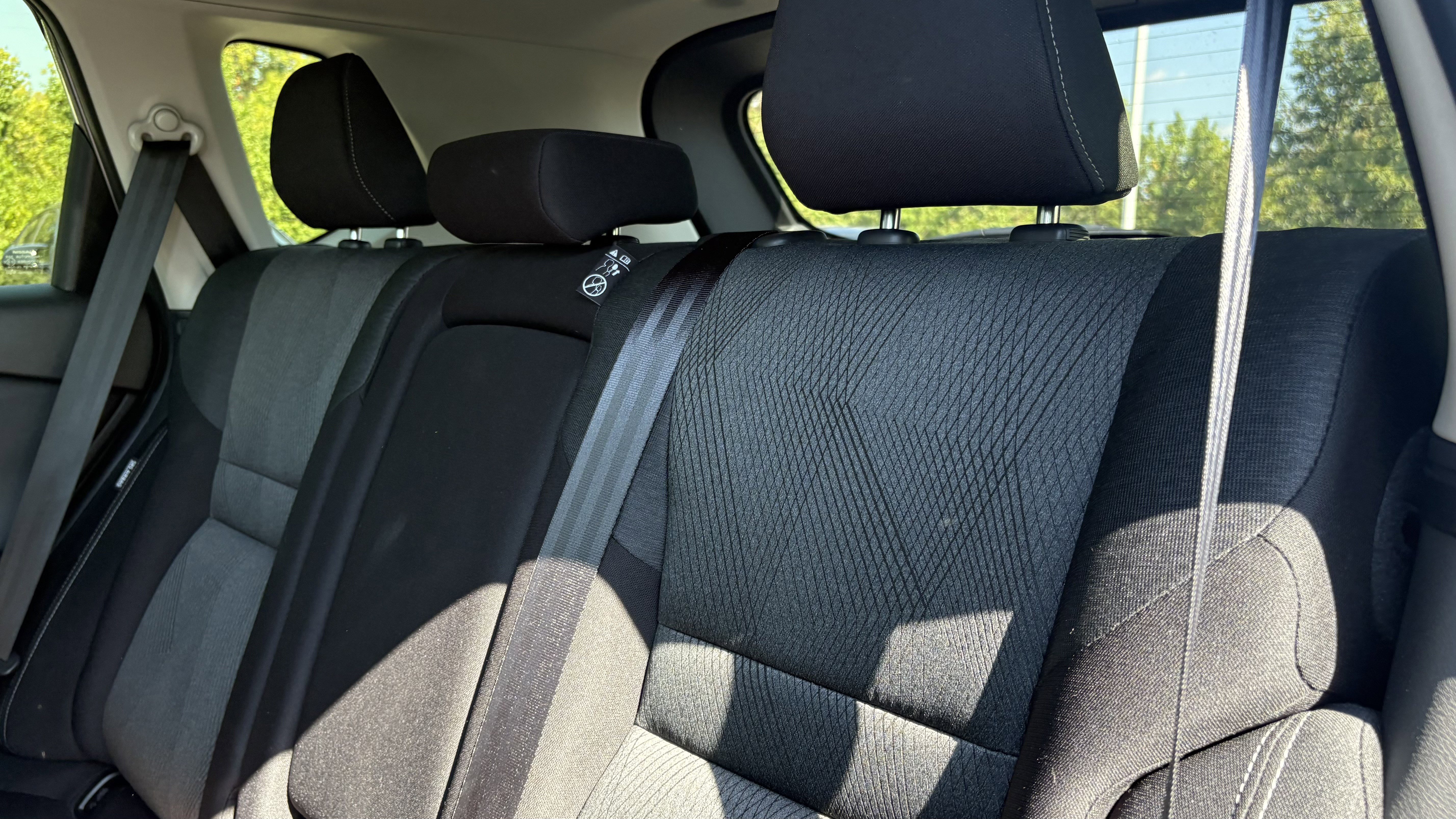 Used 2024 Nissan Rogue SV image 31