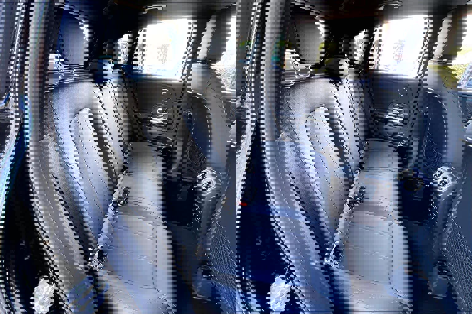 Used 2025 Mercedes-Benz GLA 250 image 18