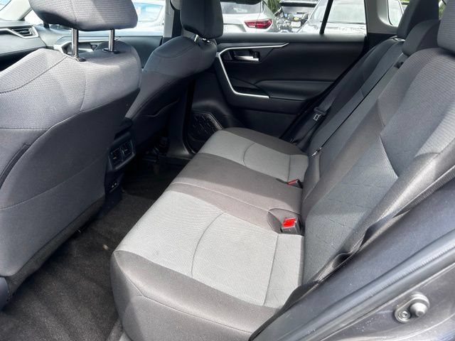 Used 2025 Toyota RAV4 XLE AWD/4WD image 14