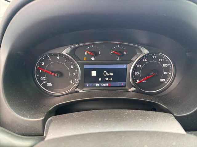 Used 2024 GMC Terrain SLT w/ Infotainment Package II image 6