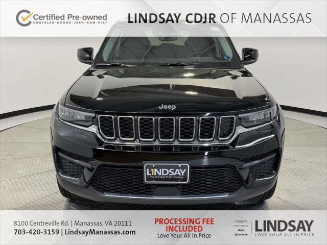Certified 2023 Jeep Grand Cherokee Laredo AWD/4WD image 3