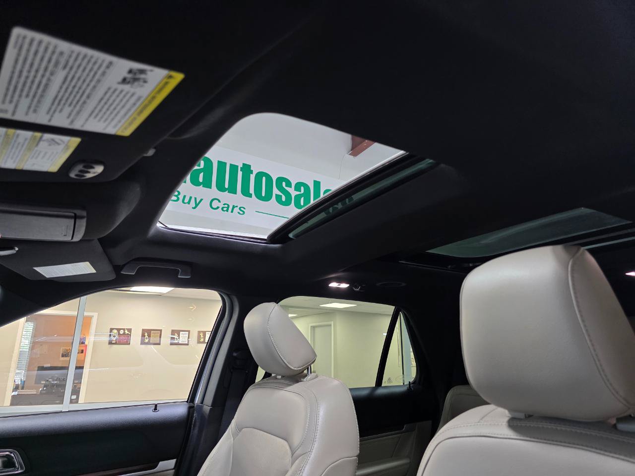 Used 2019 Ford Explorer Limited w/ Ford Safe & Smart Package AWD/4WD image 41