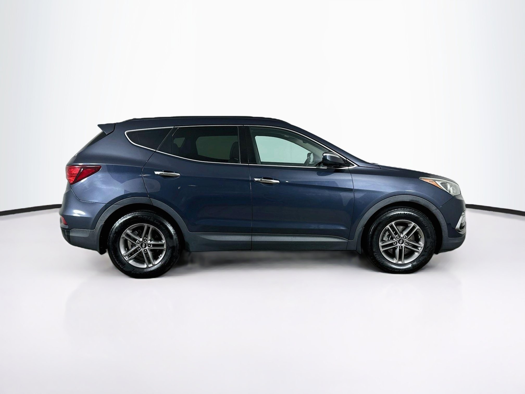 Used 2017 Hyundai Santa Fe Sport AWD/4WD image 10