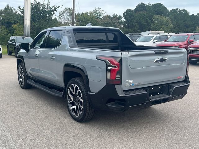 New 2025 Chevrolet Silverado EV RST image 4