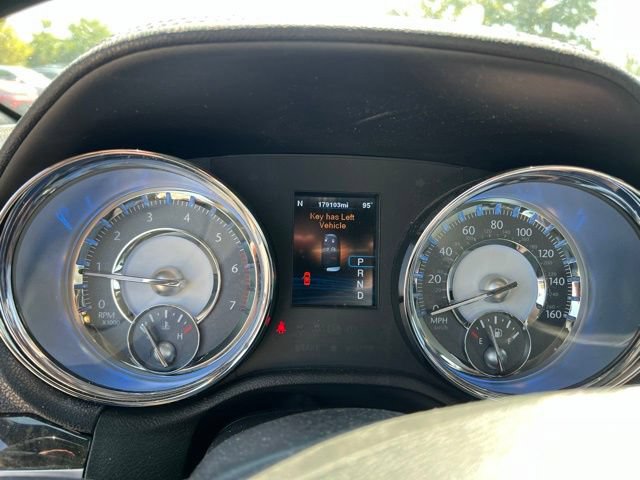 Used 2012 Chrysler 300 C w/ 19-Premium Speaker Group RWD image 11