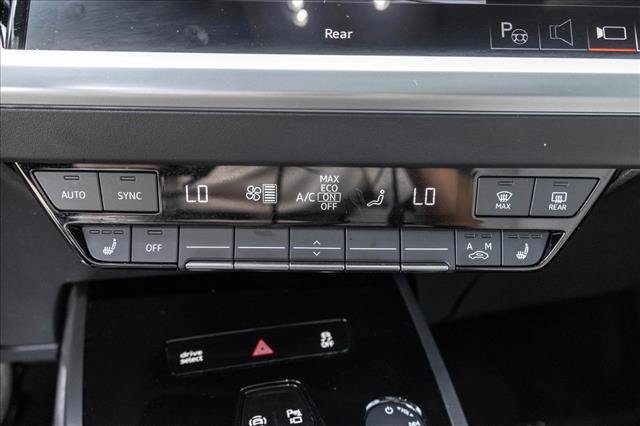 Used 2023 Audi Q4 e-tron Prestige w/ 20" Wheel Package AWD/4WD image 19