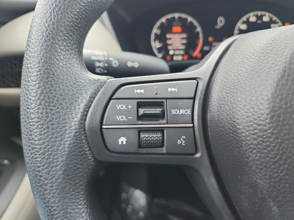 Certified 2024 Honda HR-V LX image 30