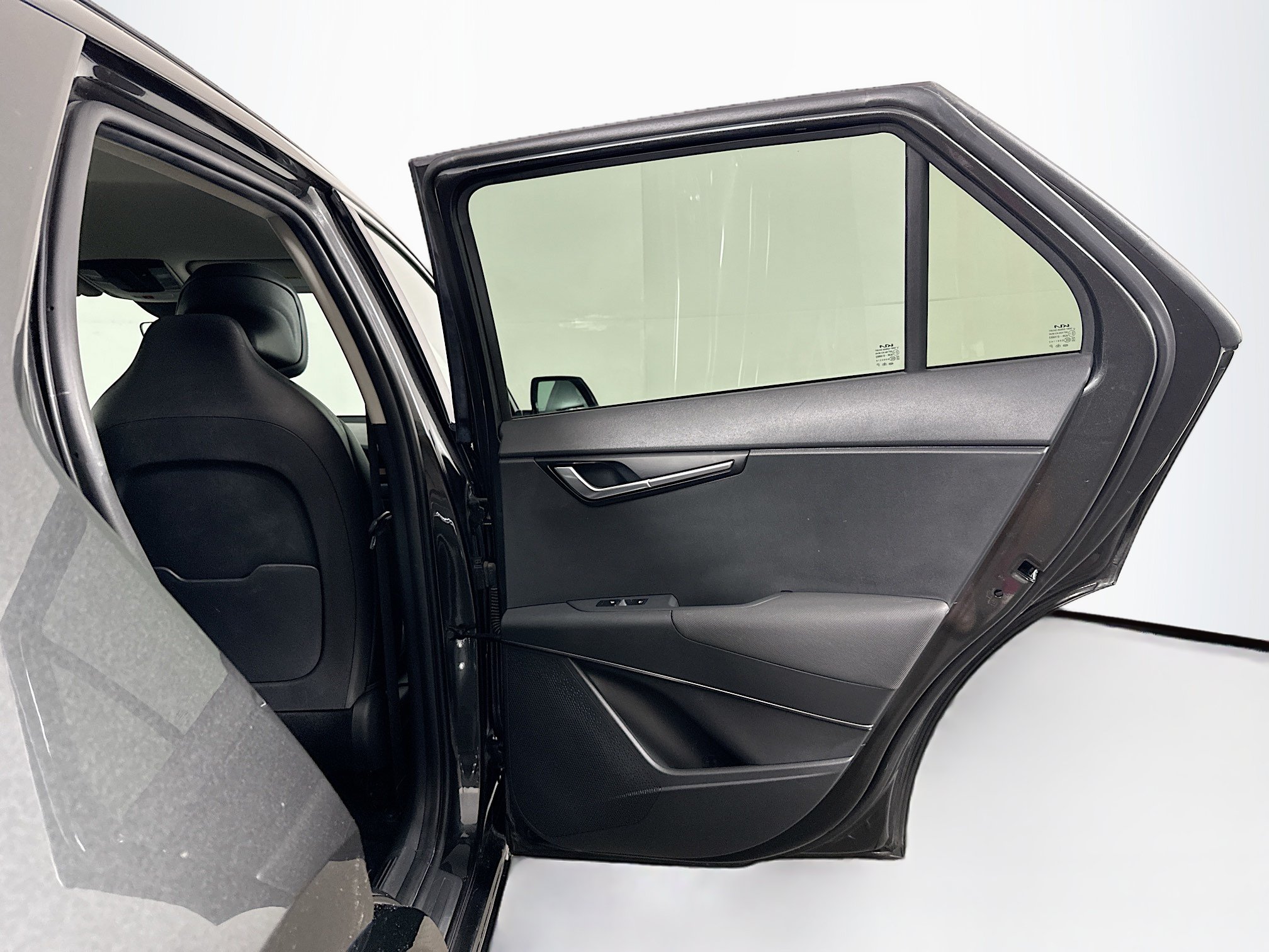 Used 2023 Kia Niro Wind w/ Wind Preserve Package FWD image 31