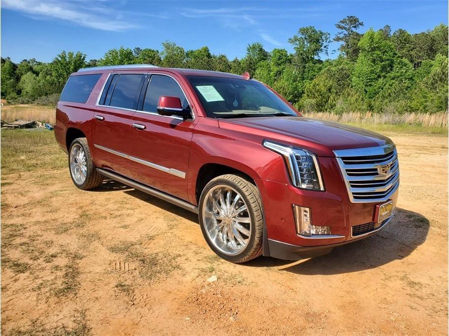 Used 2018 Cadillac Escalade ESV Platinum AWD/4WD image 18