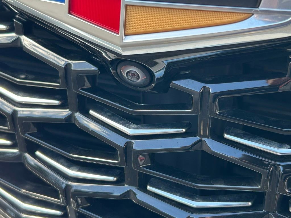 Used 2025 Cadillac XT4 Premium Luxury image 33