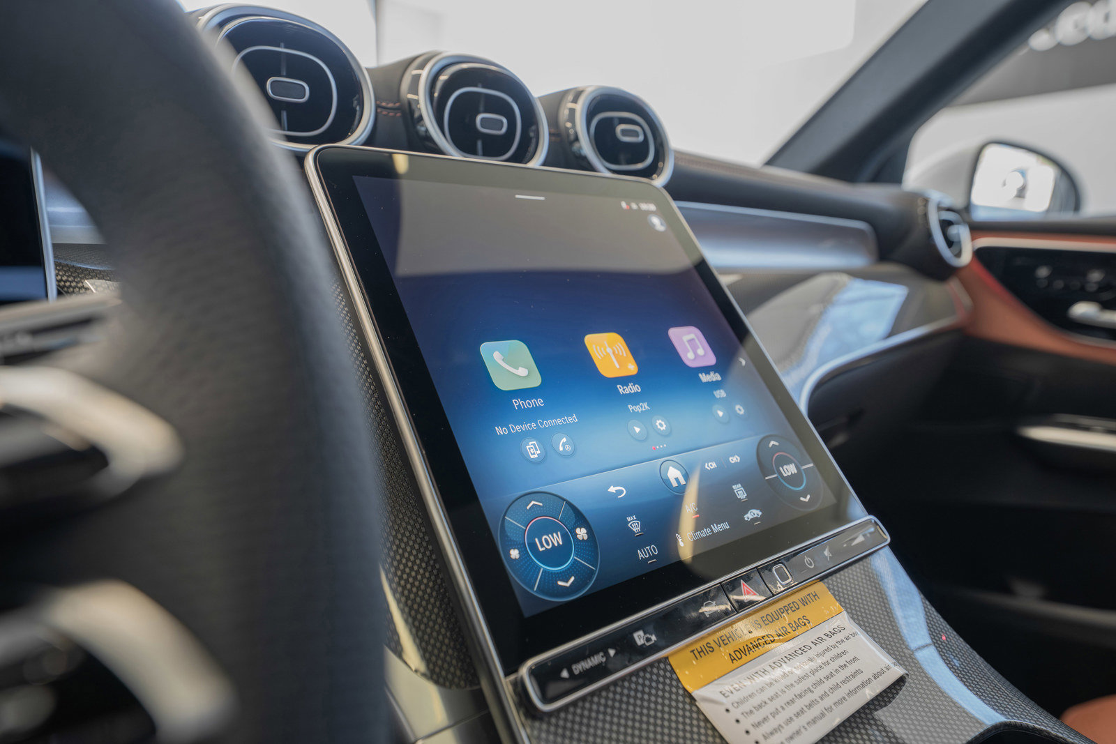 New 2025 Mercedes-Benz GLC 300 4MATIC image 32