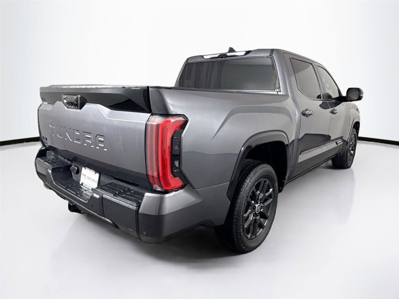 Used 2024 Toyota Tundra Platinum AWD/4WD image 6