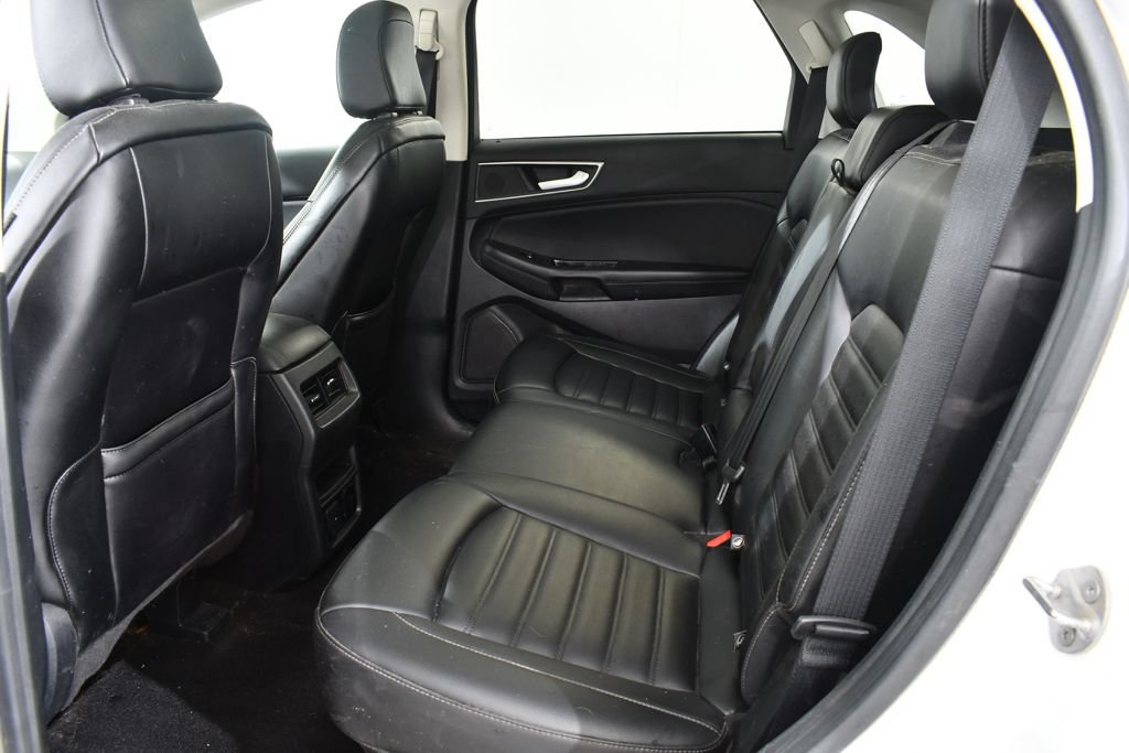 Used 2020 Ford Edge SEL w/ Convenience Package AWD/4WD image 16