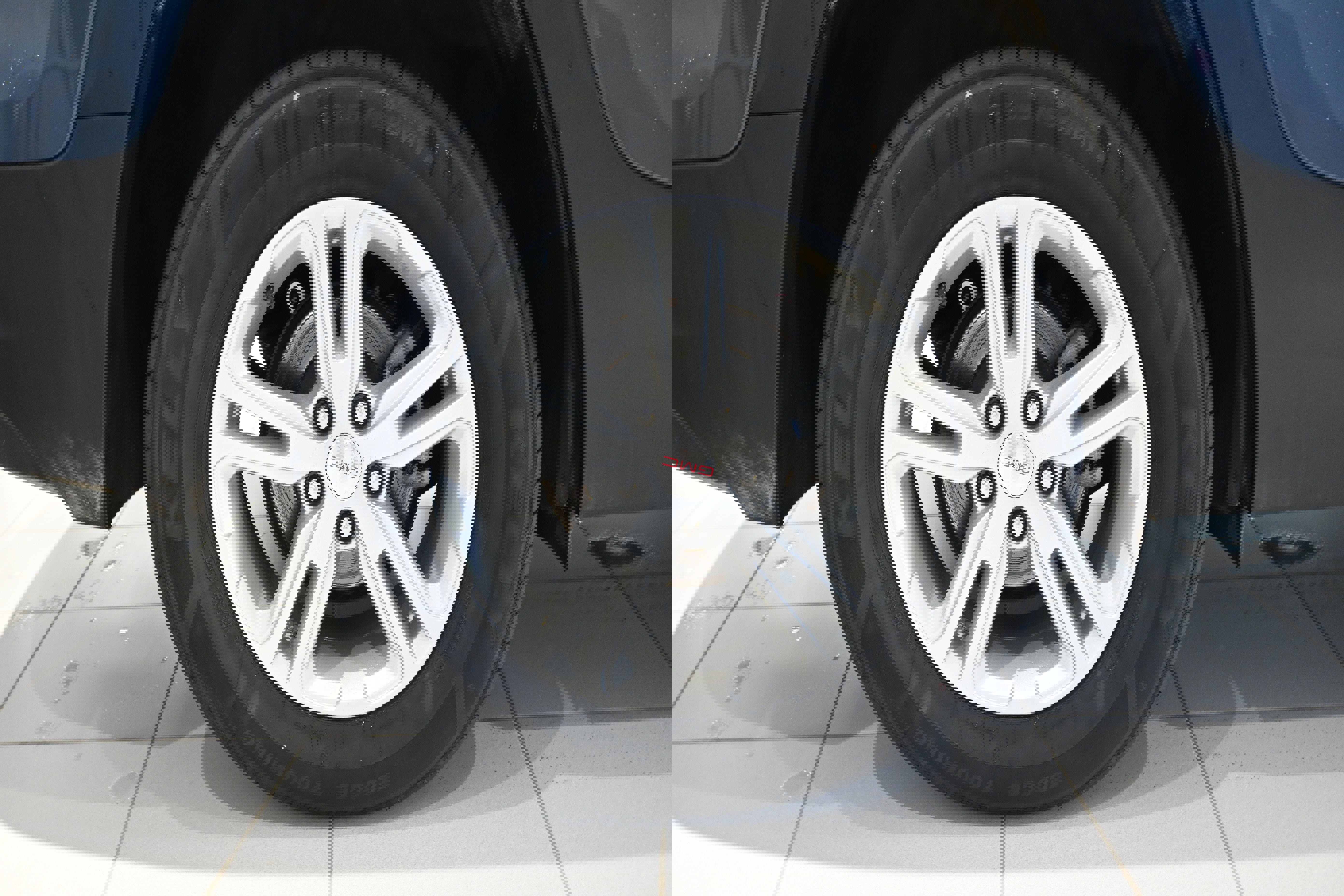 Used 2024 GMC Terrain SLE w/ Driver Convenience Package image 10