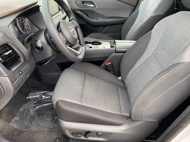 Certified 2023 Nissan Rogue SV image 10