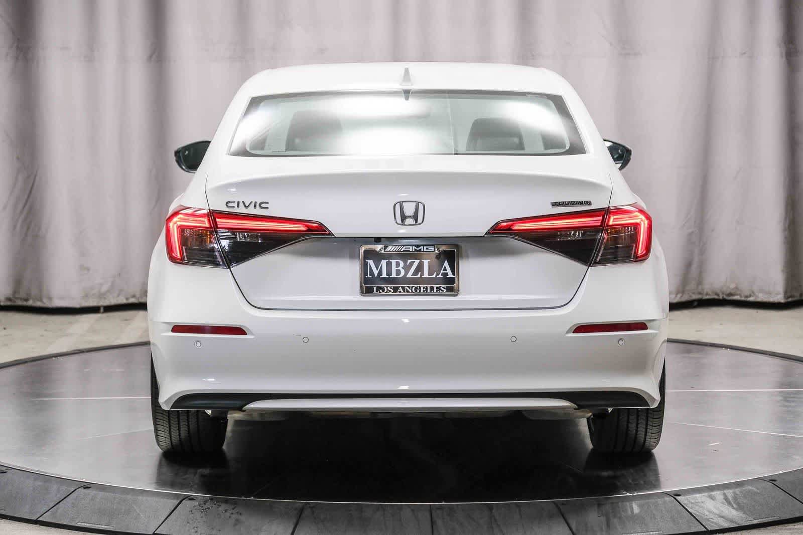 Used 2024 Honda Civic Touring image 3