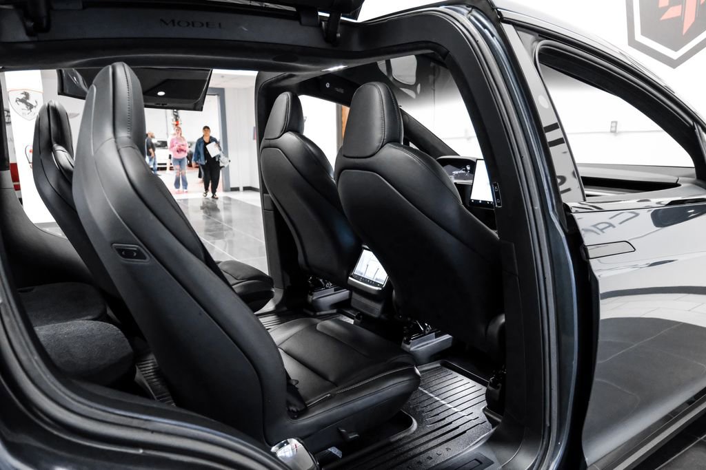 Used 2023 Tesla Model X Plaid image 30