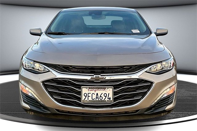 Used 2023 Chevrolet Malibu LT image 2