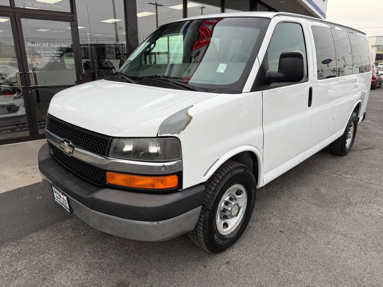 Used 2009 Chevrolet Express 3500 Passenger w/ LT Preferred Equipment Group image 1