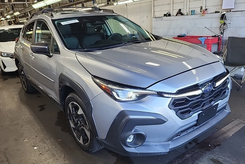 Used 2024 Subaru Crosstrek 2.5i Limited AWD/4WD image 4