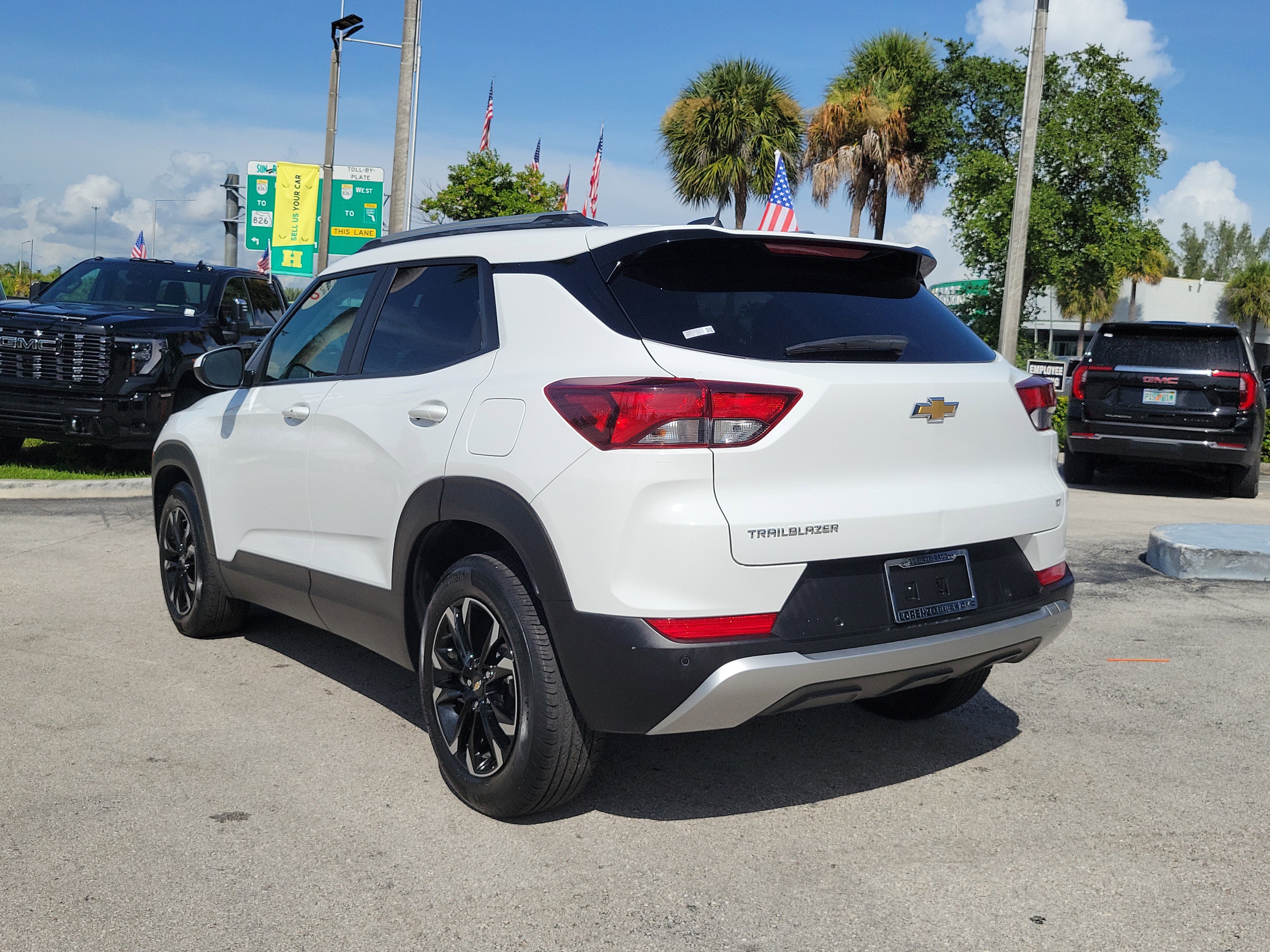 Used 2022 Chevrolet TrailBlazer LT w/ Convenience Package image 7