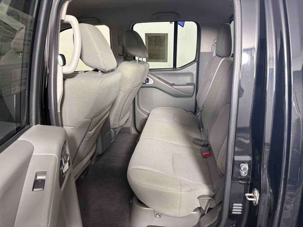 Used 2019 Nissan Frontier SV RWD image 25