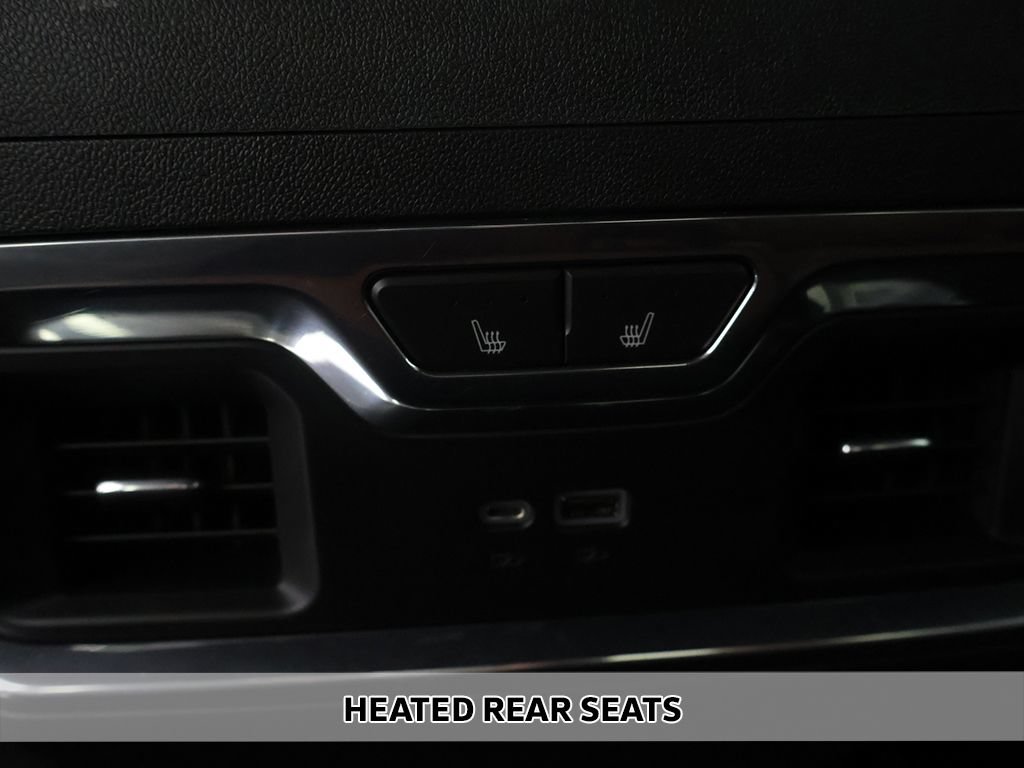 Used 2023 GMC Sierra 1500 Denali Ultimate AWD/4WD image 9